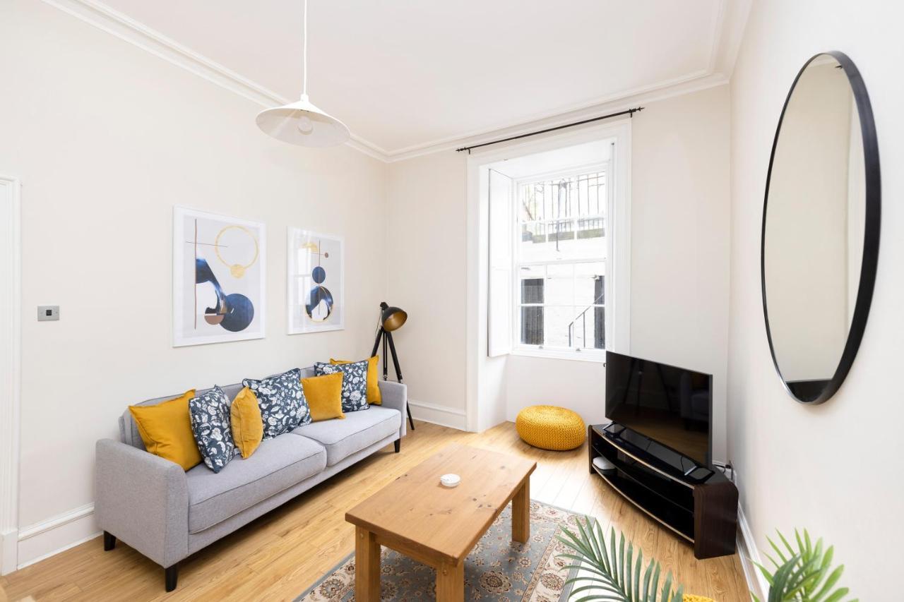 Joivy Chic Apartment Near Stockbridge Market Единбург Екстериор снимка